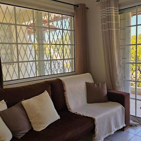 Apartament One Artemis Near The Sea And The Airport Zewnętrze zdjęcie